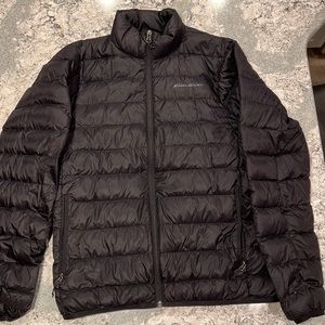 Eddie Bauer down puffer jacket. Black. Size small.